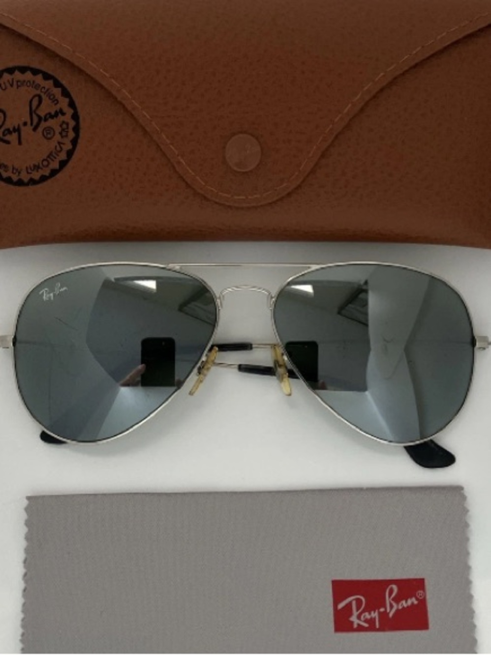 Vintage RAY BAN Aviator RB3025  58-14mm Polished Silver Mirror Flash Sunglasses.